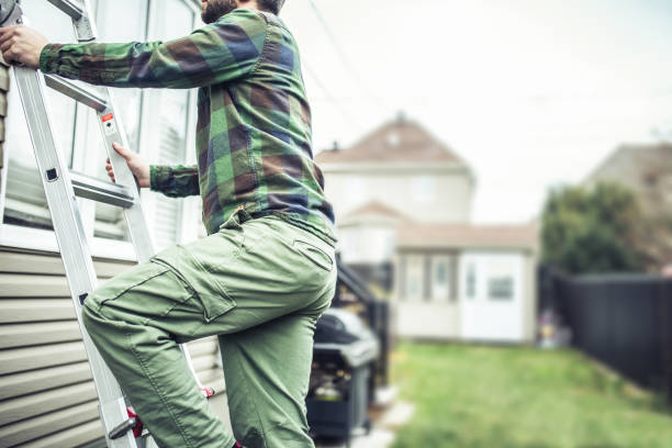 Best Construction Debris Removal  in Calverton, NY